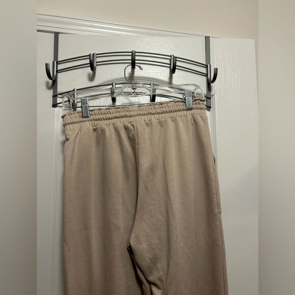 Princess Polly beige sweatpants joggers size women’s 4 us boyfriend boho pockets - Picture 6 of 16